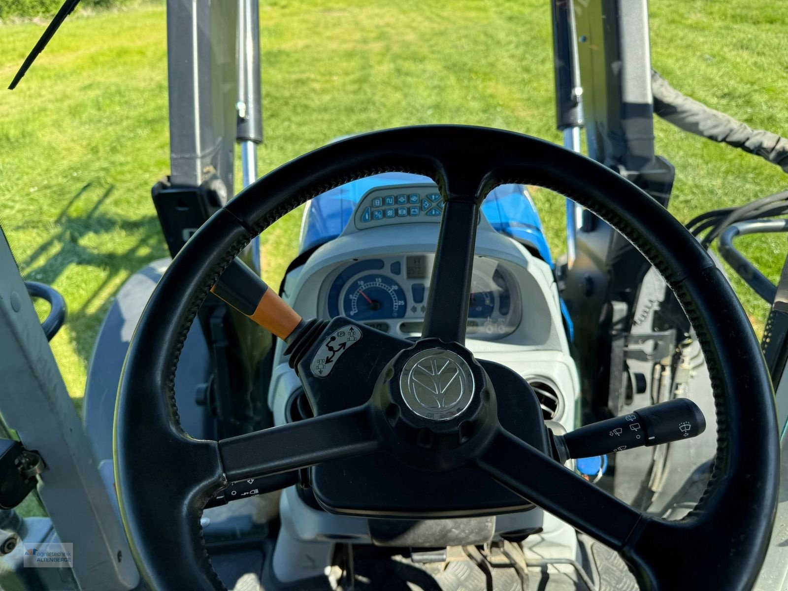 Traktor van het type New Holland T7.210 Auto Command, Gebrauchtmaschine in Altenberge (Foto 7)