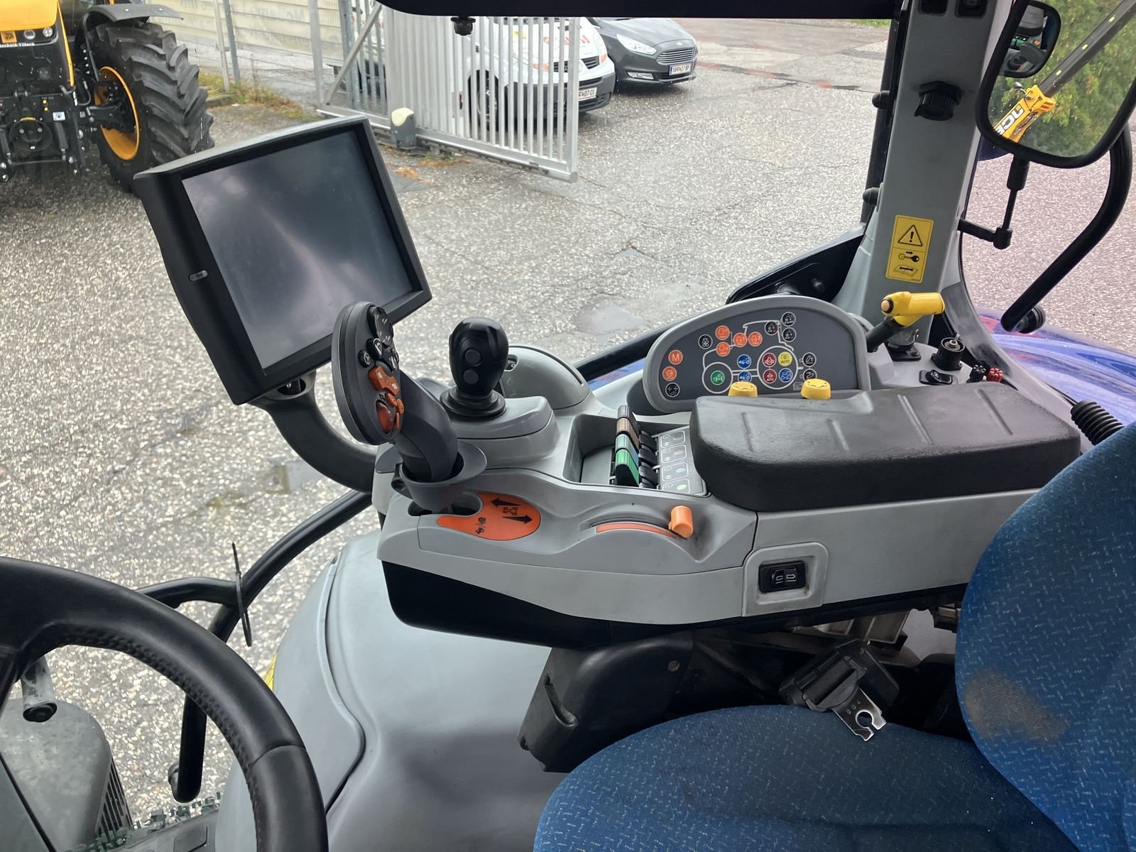 Traktor of the type New Holland T7.210 Auto Command, Gebrauchtmaschine in Villach (Picture 4)