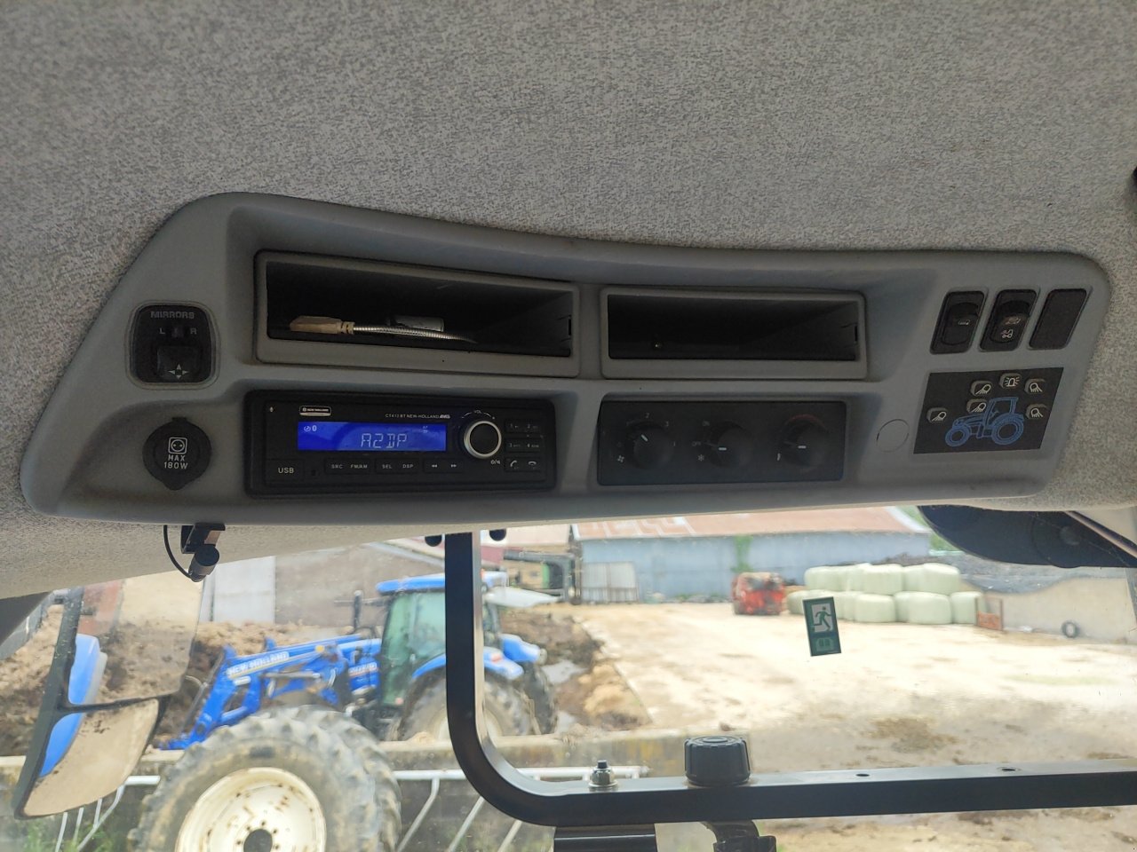 Traktor του τύπου New Holland T7.210 CLASSIC, Gebrauchtmaschine σε Eton (Φωτογραφία 9)