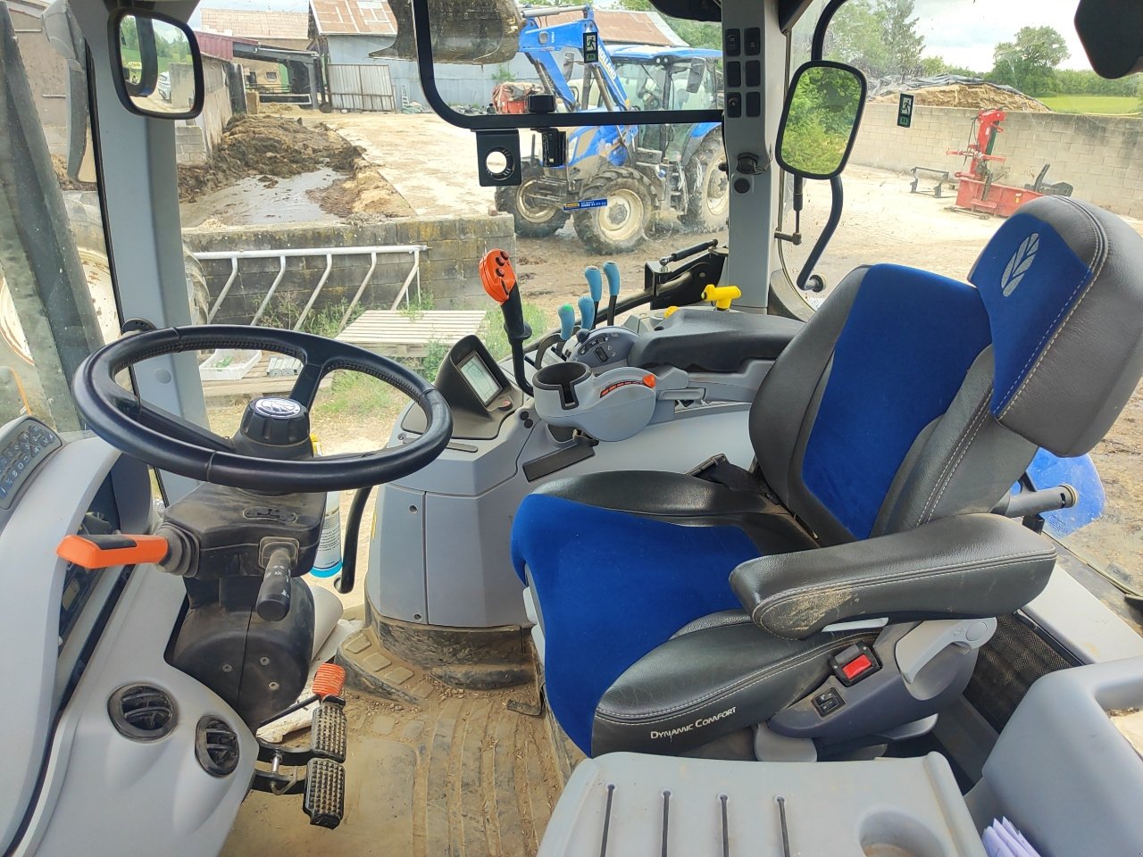 Traktor του τύπου New Holland T7.210 CLASSIC, Gebrauchtmaschine σε Eton (Φωτογραφία 2)