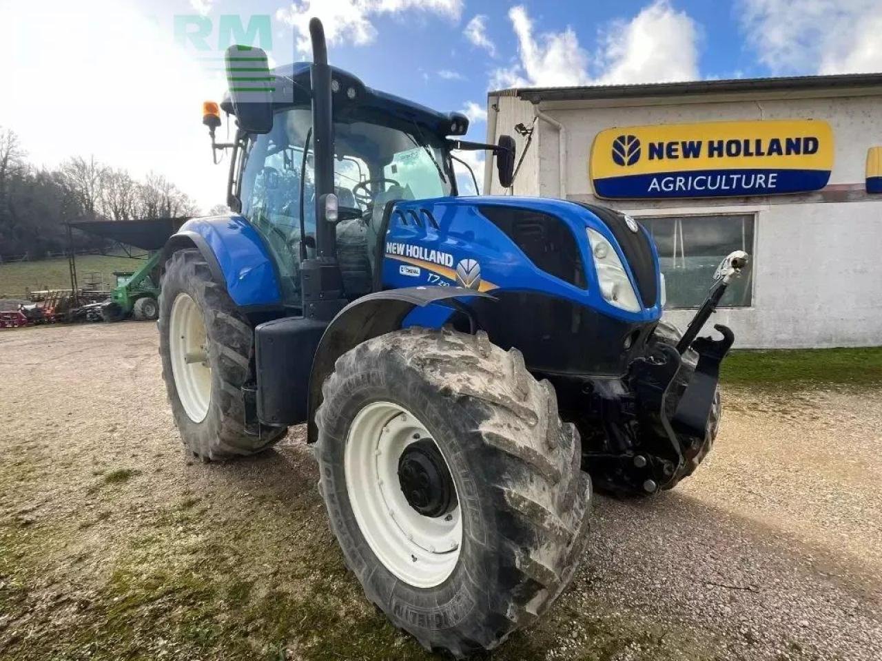 Traktor типа New Holland t7.210 pc classic, Gebrauchtmaschine в CHAUVONCOURT (Фотография 2)