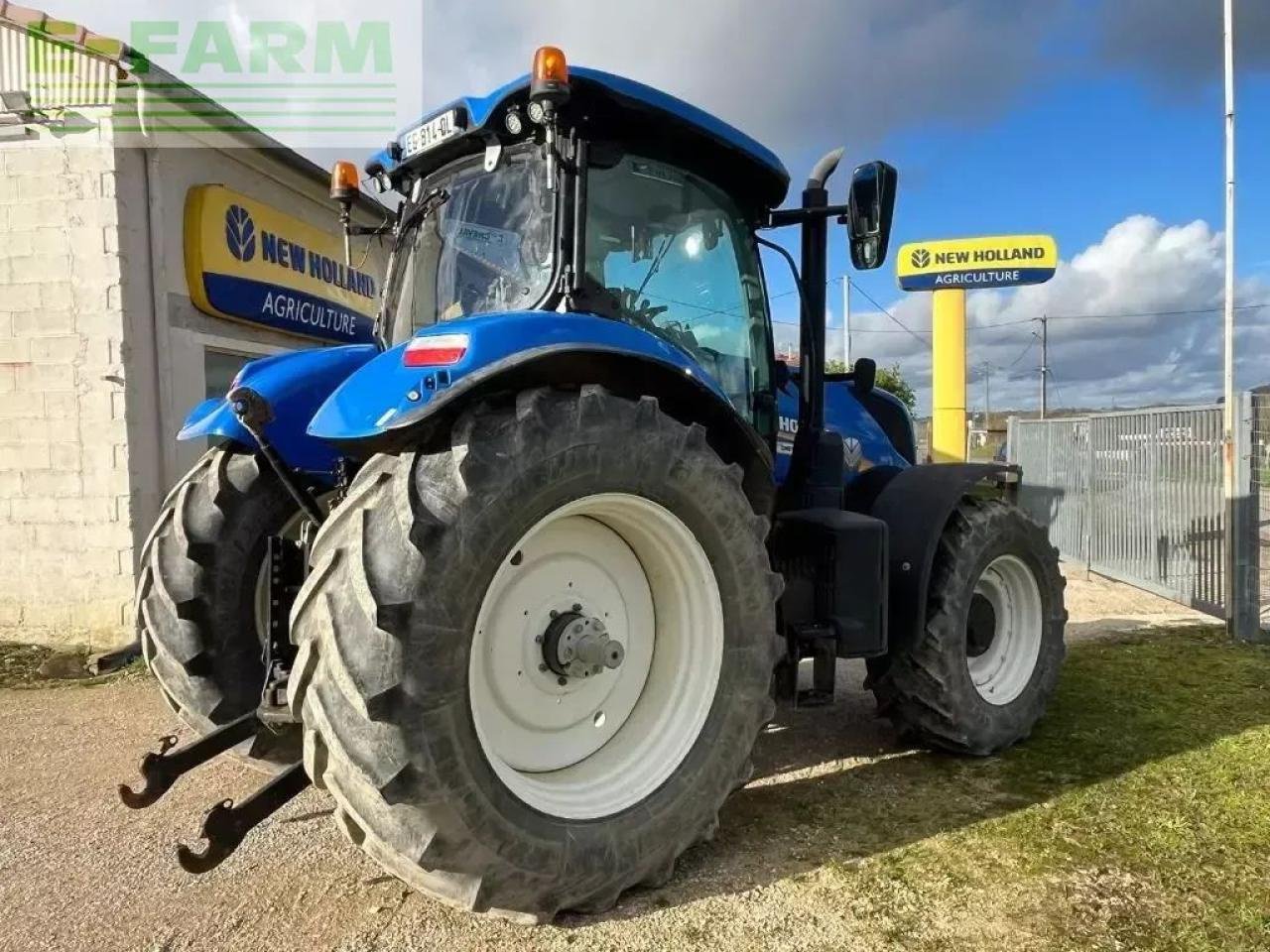 Traktor типа New Holland t7.210 pc classic, Gebrauchtmaschine в CHAUVONCOURT (Фотография 3)