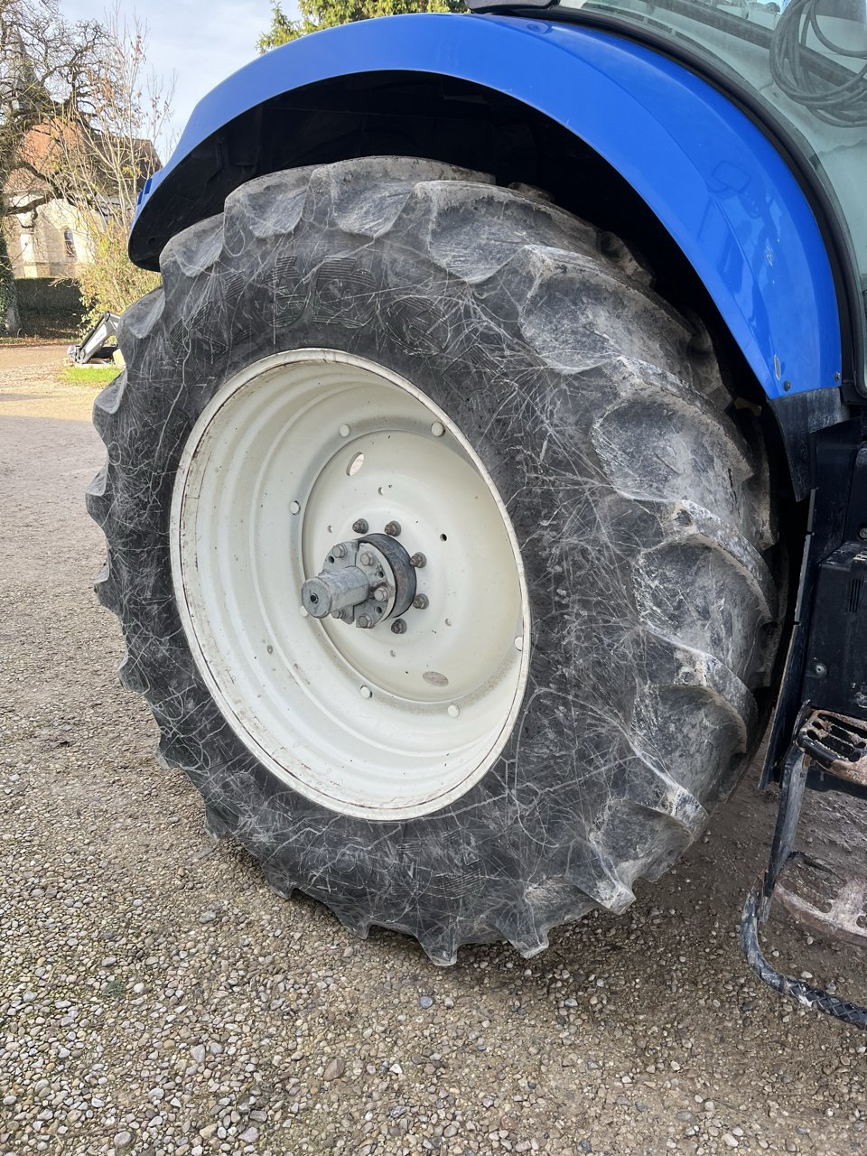 Traktor Türe ait New Holland T7.210 PC CLASSIQUE, Gebrauchtmaschine içinde VERT TOULON (resim 5)