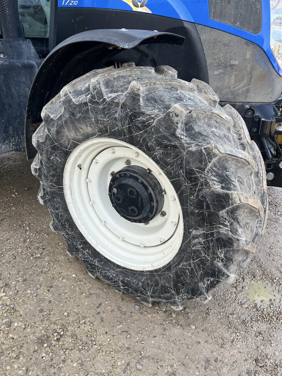 Traktor Türe ait New Holland T7.210 PC CLASSIQUE, Gebrauchtmaschine içinde VERT TOULON (resim 4)