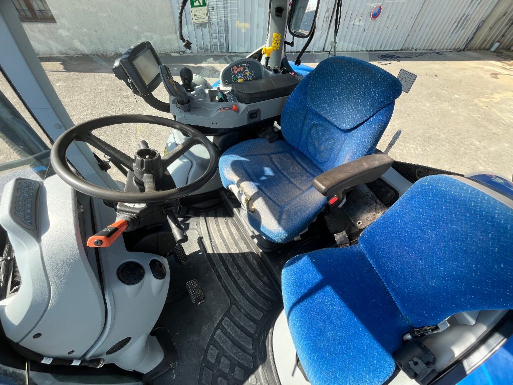 Traktor του τύπου New Holland T7.210 PC SW2, Gebrauchtmaschine σε VERT TOULON (Φωτογραφία 6)