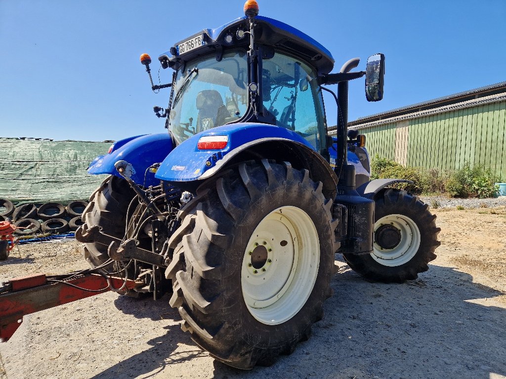 Traktor typu New Holland T7.210 PC, Gebrauchtmaschine w COULVAIN (Zdjęcie 2)