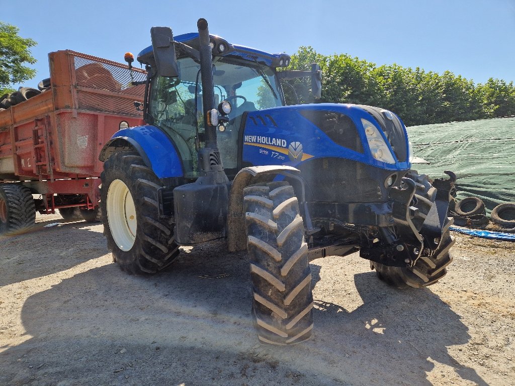 Traktor typu New Holland T7.210 PC, Gebrauchtmaschine w COULVAIN (Zdjęcie 7)