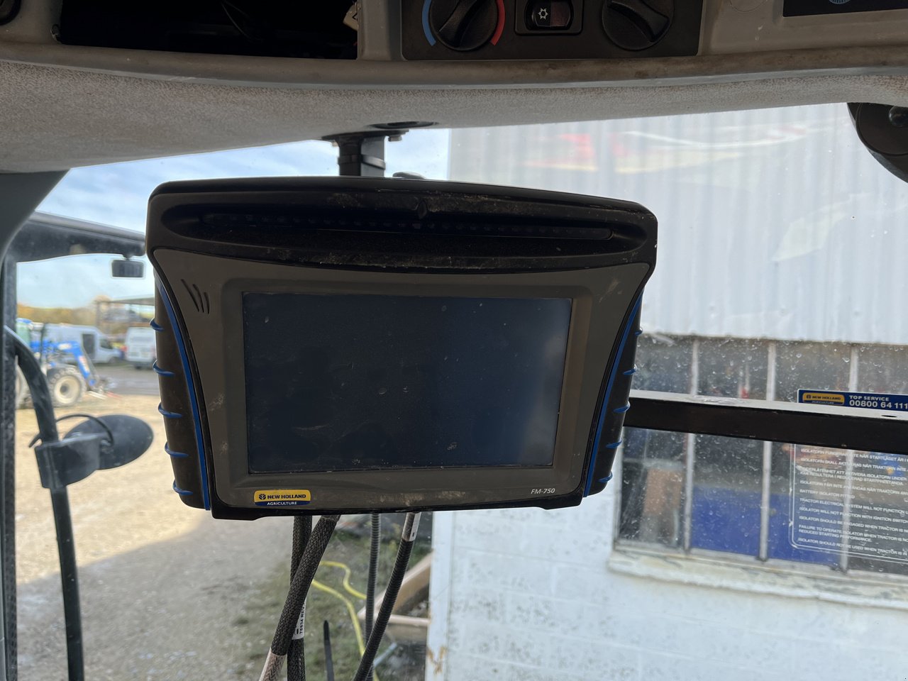 Traktor typu New Holland T7.210 PC, Gebrauchtmaschine v VERT TOULON (Obrázok 7)
