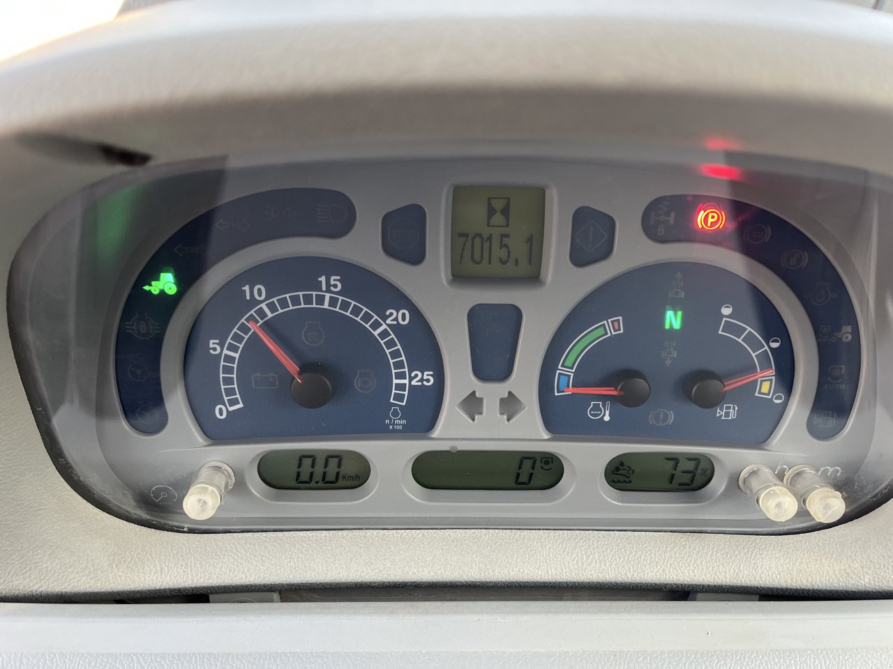 Traktor typu New Holland T7.210 PC, Gebrauchtmaschine v VERT TOULON (Obrázok 4)