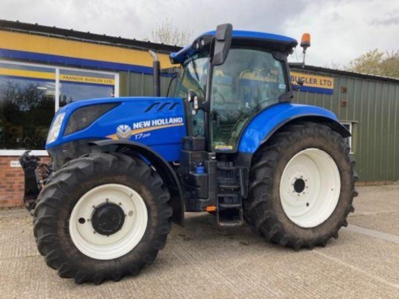 Traktor of the type New Holland t7.210 power command, Gebrauchtmaschine in  (Picture 1)