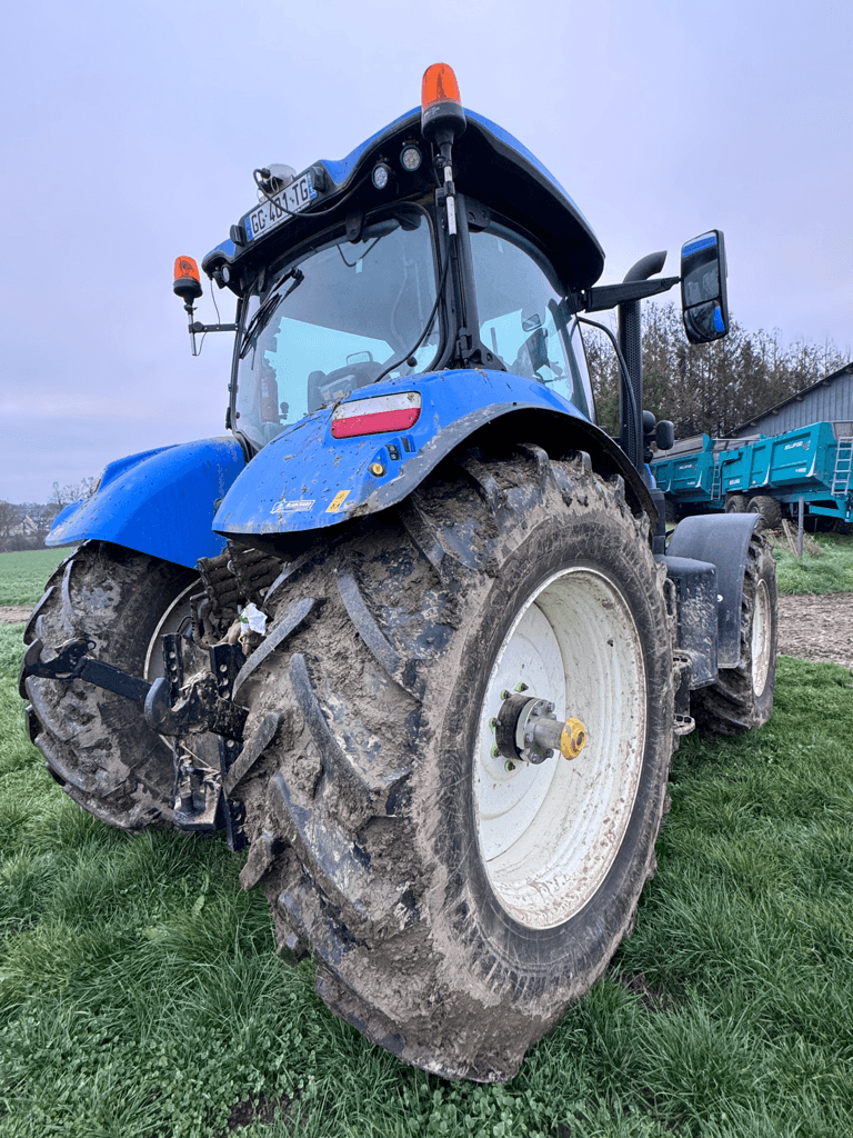 Traktor des Typs New Holland T7.210 RC S5, Gebrauchtmaschine in TREMEUR (Bild 2)