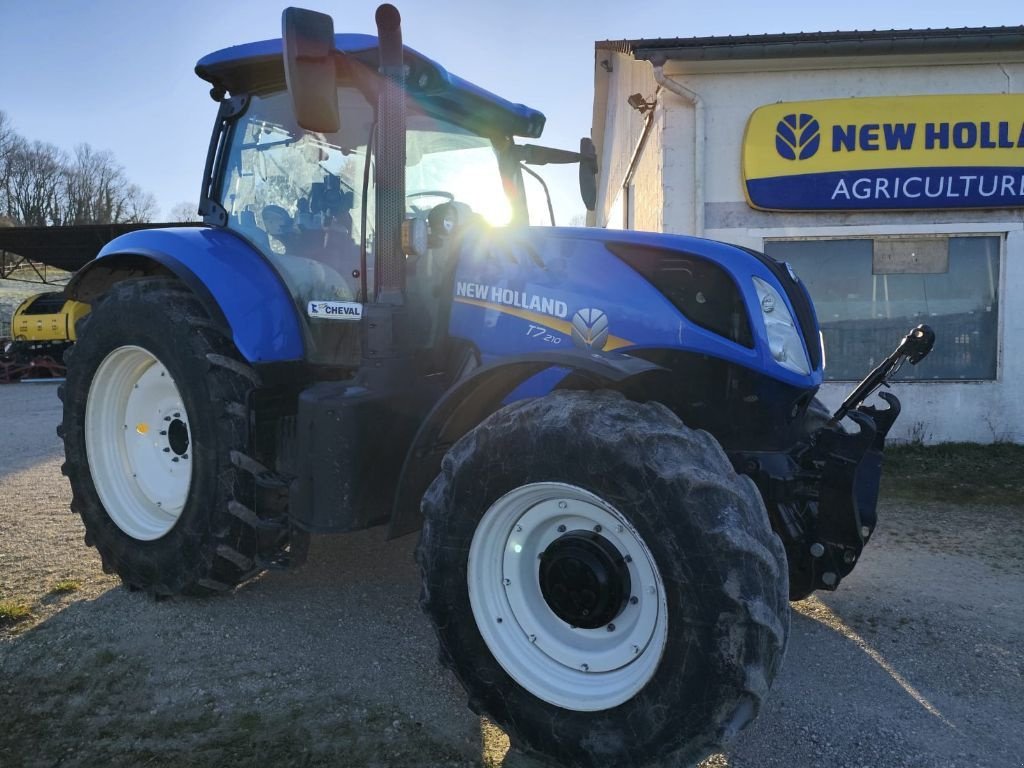 Traktor vrste New Holland T7.210, Gebrauchtmaschine v Roches-sur-Marne (Slika 2)