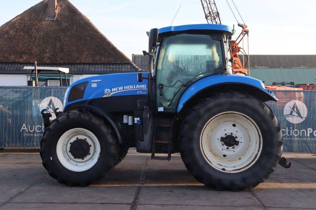 Traktor tip New Holland T7.210, Gebrauchtmaschine in Antwerpen (Poză 2)