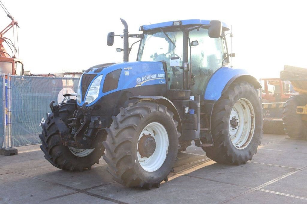 Traktor tip New Holland T7.210, Gebrauchtmaschine in Antwerpen (Poză 10)