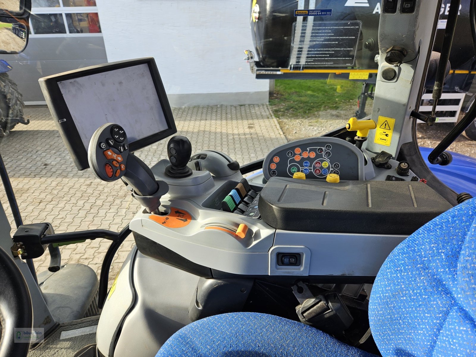 Traktor van het type New Holland T7.210, Gebrauchtmaschine in Buch am Wald (Foto 3)