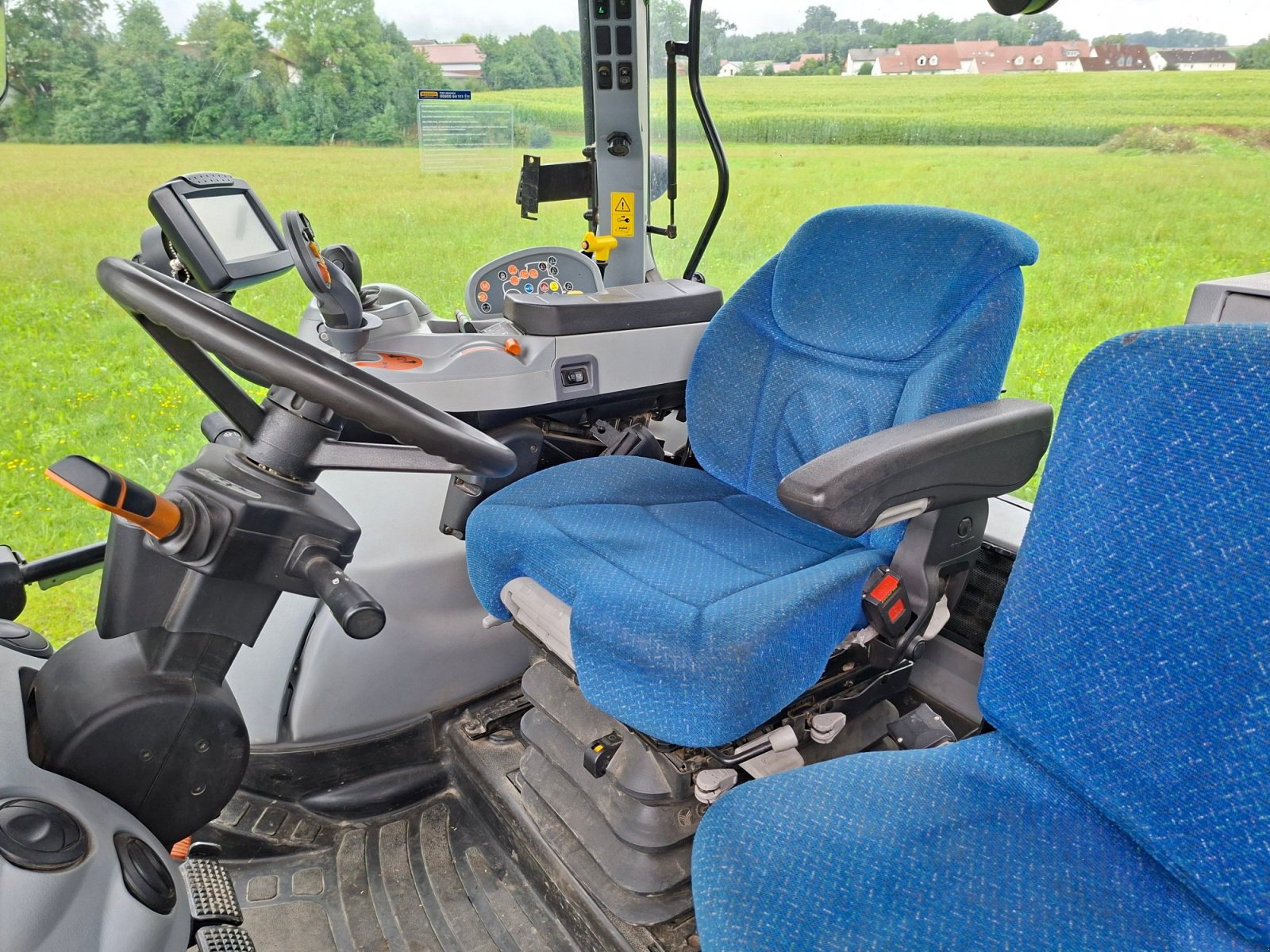 Traktor типа New Holland T7.210, Gebrauchtmaschine в Dasing (Фотография 3)