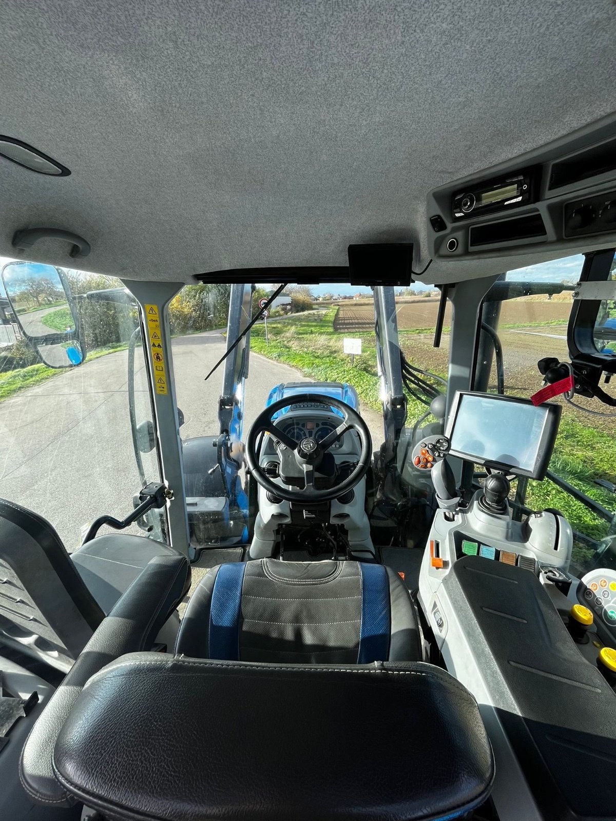 Traktor типа New Holland T7.210, Gebrauchtmaschine в Friesenheim (Фотография 3)