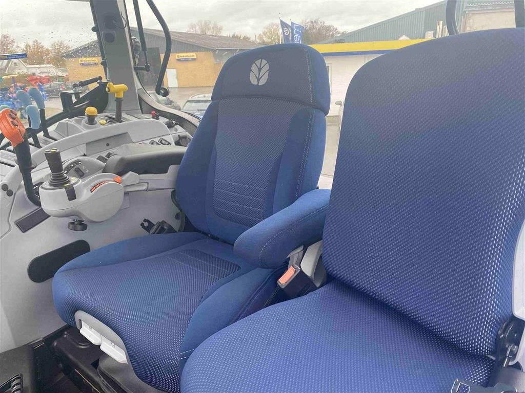 Traktor Türe ait New Holland T7.215 S Kampagnemodel - GPS klar, Gebrauchtmaschine içinde Maribo (resim 12)