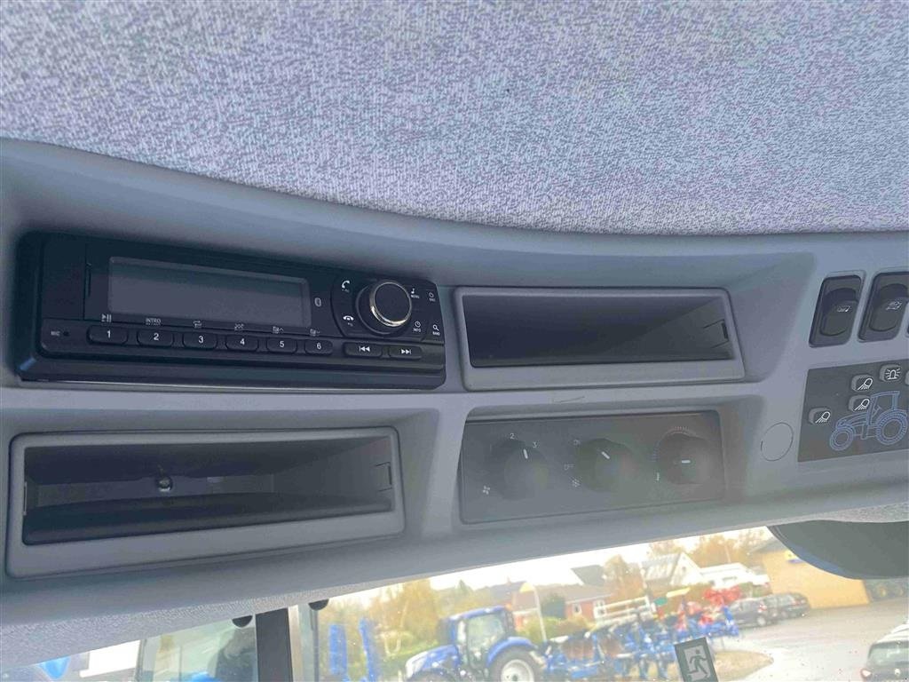 Traktor Türe ait New Holland T7.215 S Kampagnemodel - GPS klar, Gebrauchtmaschine içinde Maribo (resim 13)