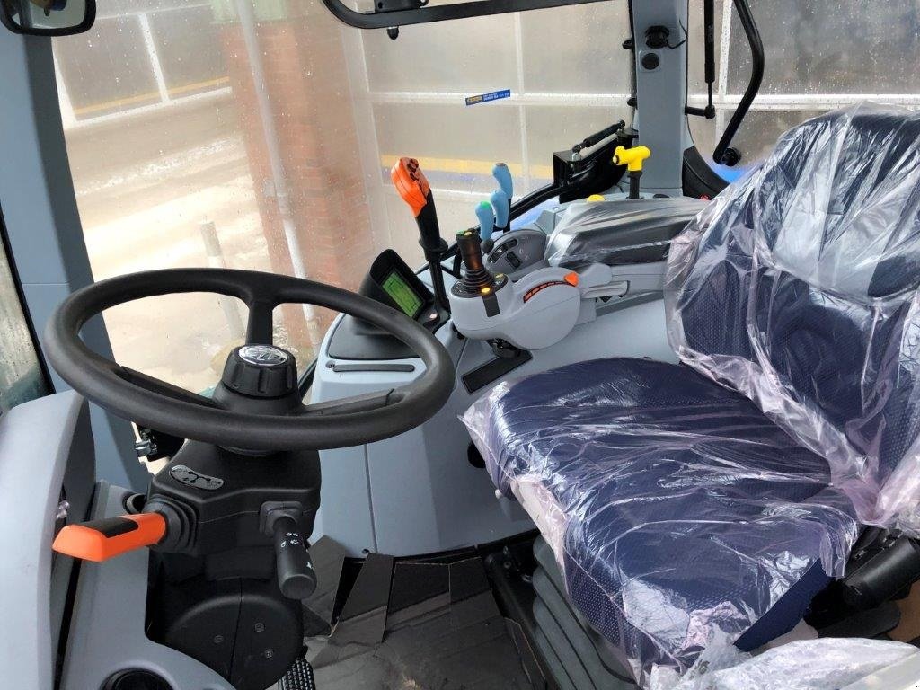 Traktor del tipo New Holland T7.215 S Med affjedret foraksel, Gebrauchtmaschine en Tinglev (Imagen 9)