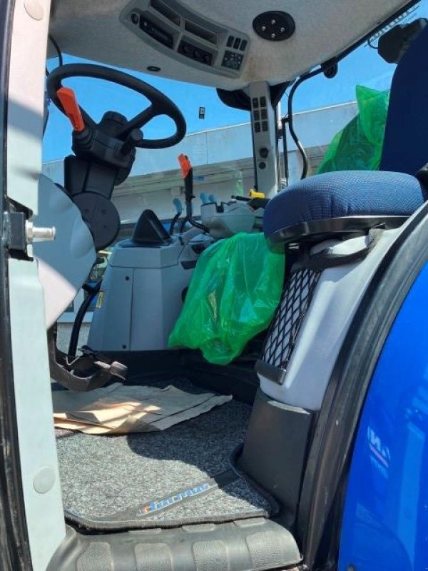 Traktor of the type New Holland T7.215 S PC TG, Gebrauchtmaschine in Brønderslev (Picture 4)