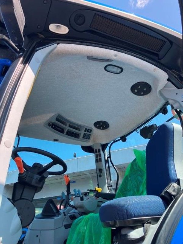 Traktor of the type New Holland T7.215 S PC TG, Gebrauchtmaschine in Brønderslev (Picture 5)