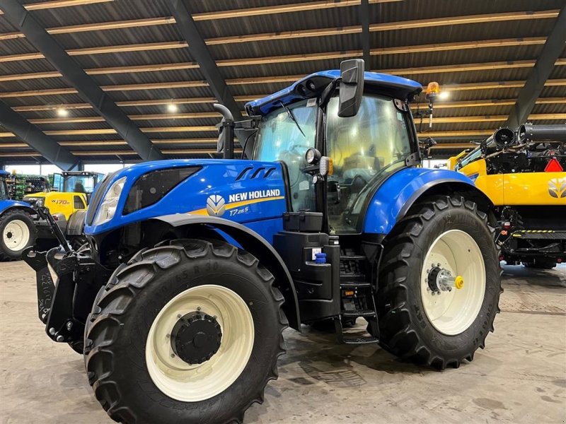 Traktor of the type New Holland T7.215 S, Gebrauchtmaschine in Holstebro (Picture 1)