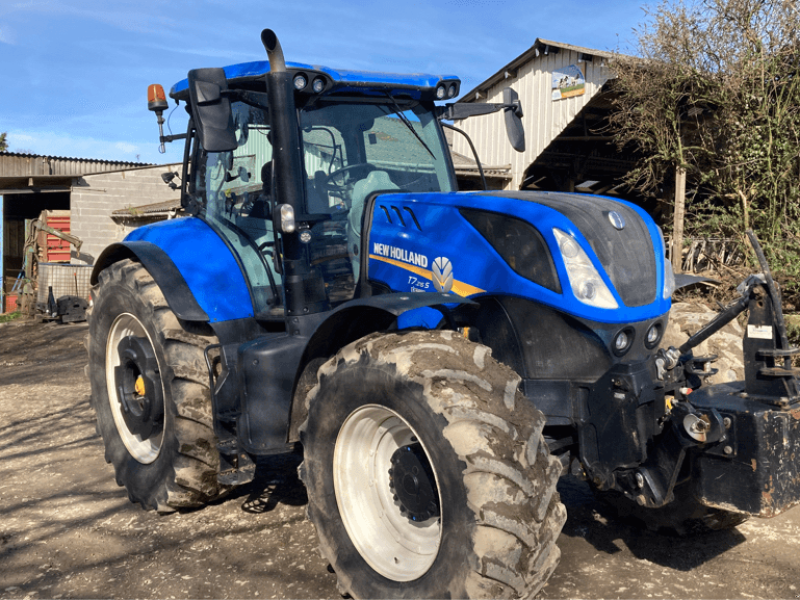 Traktor of the type New Holland T7.215S PC S5, Gebrauchtmaschine in ISIGNY-LE-BUAT (Picture 1)