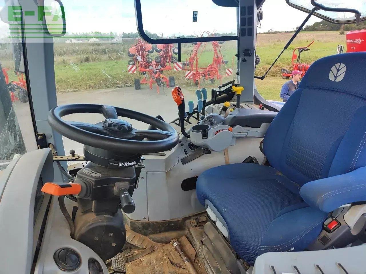 Traktor типа New Holland t7.215s S, Gebrauchtmaschine в CHAUVONCOURT (Фотография 7)