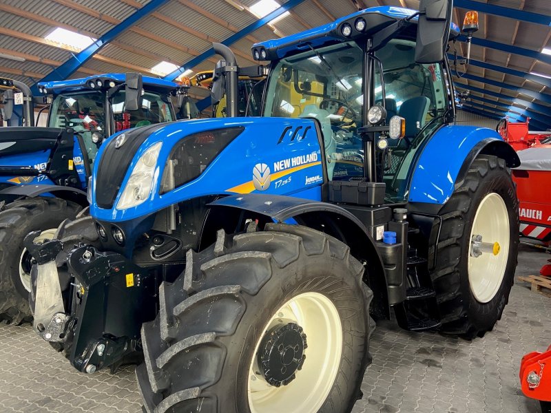 Traktor of the type New Holland T7.215S STAGE V, Gebrauchtmaschine in Thisted (Picture 1)