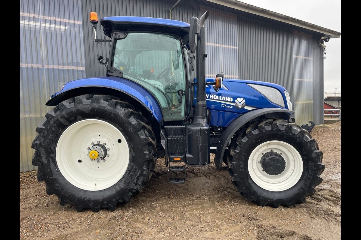 Traktor des Typs New Holland T7.215S, Gebrauchtmaschine in Viborg (Bild 4)