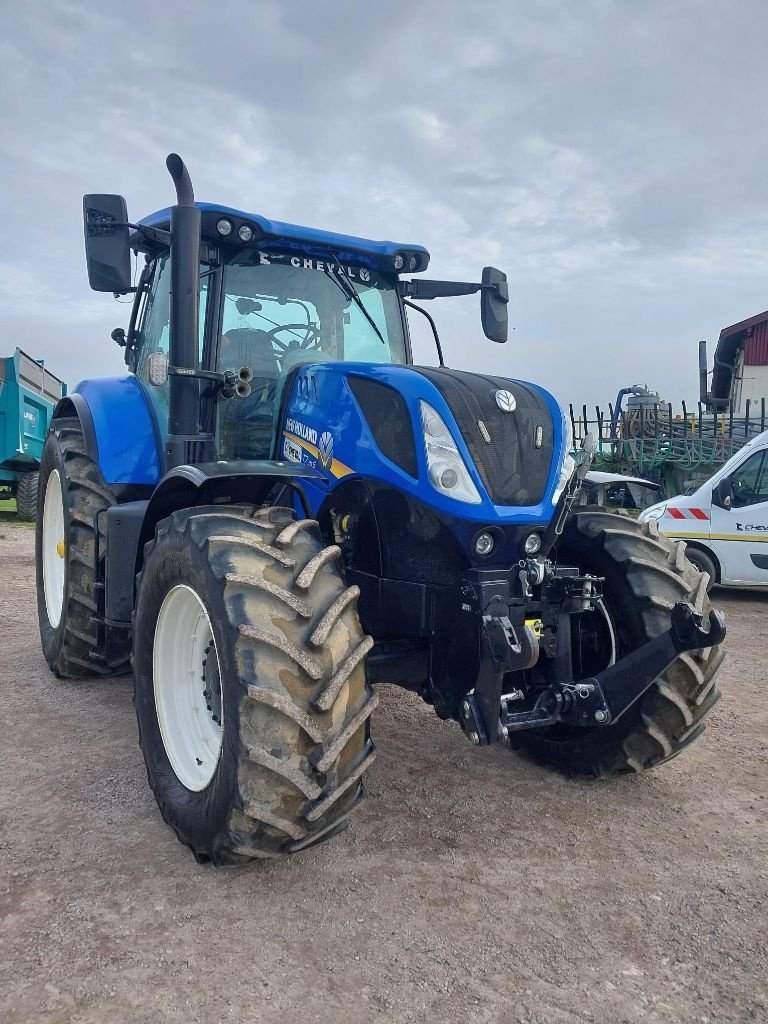 Traktor типа New Holland T7.215S, Gebrauchtmaschine в Gondrecourt-le-Château (Фотография 2)