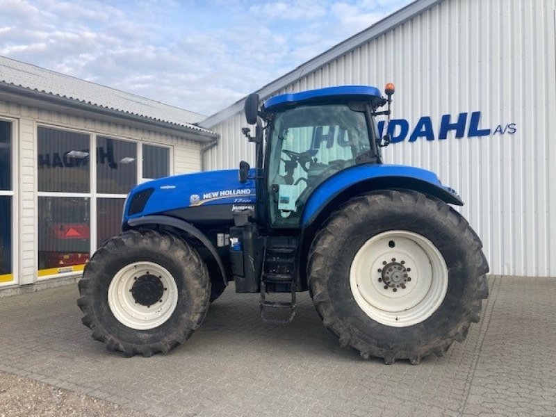Traktor of the type New Holland T7.220 AC, Gebrauchtmaschine in Thisted (Picture 1)