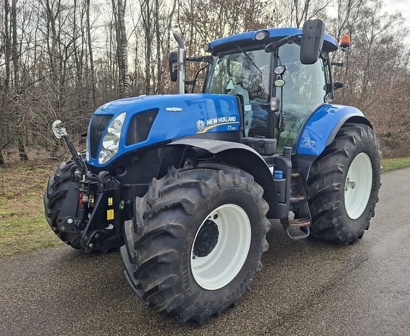 Traktor του τύπου New Holland T7.220 AC, Gebrauchtmaschine σε Itterbeck (Φωτογραφία 1)