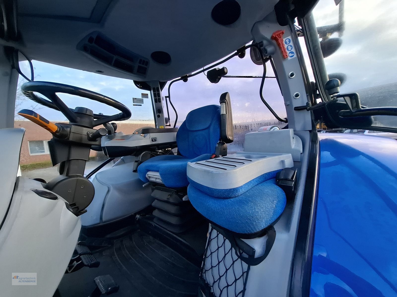 Traktor typu New Holland T7.220 AC, Gebrauchtmaschine w Altenberge (Zdjęcie 10)