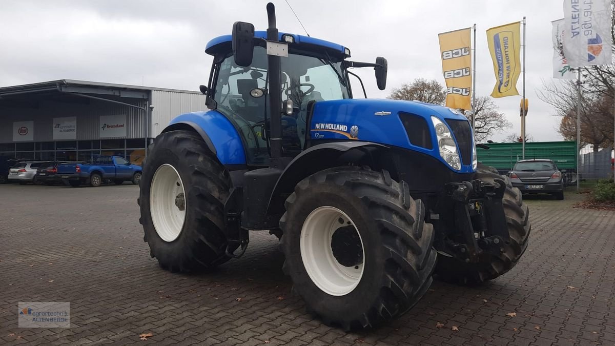 Traktor des Typs New Holland T7.220 AC, Gebrauchtmaschine in Altenberge (Bild 4)