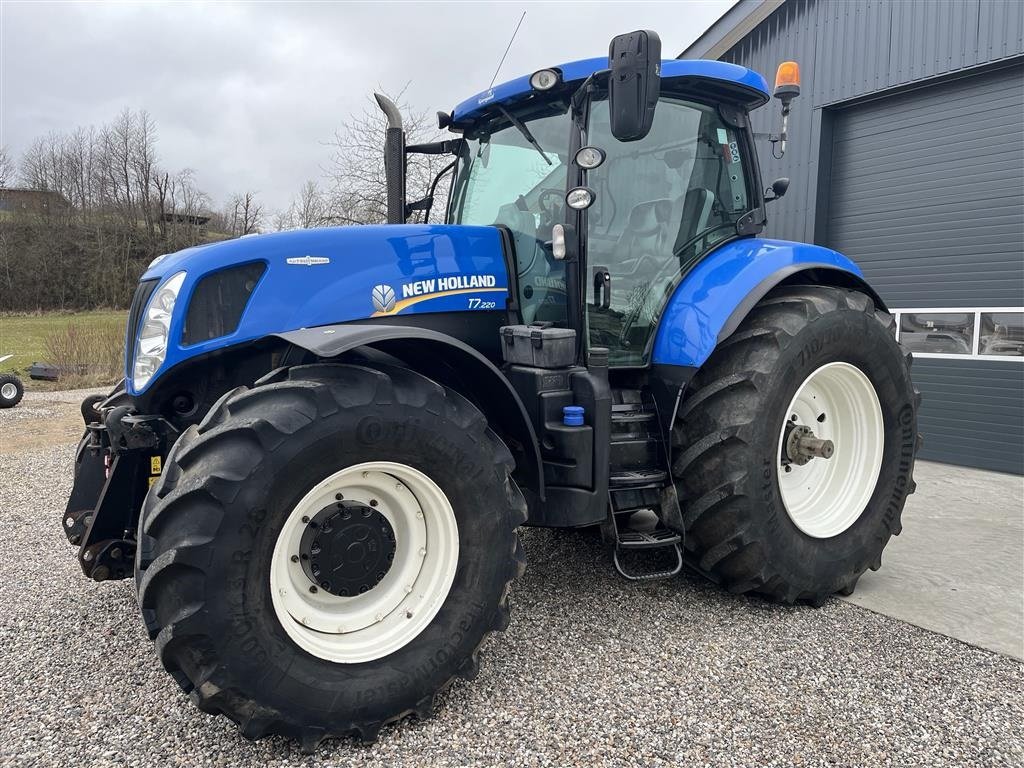 Traktor des Typs New Holland T7.220 Auto Command GPS klar, Gebrauchtmaschine in Vejle (Bild 1)