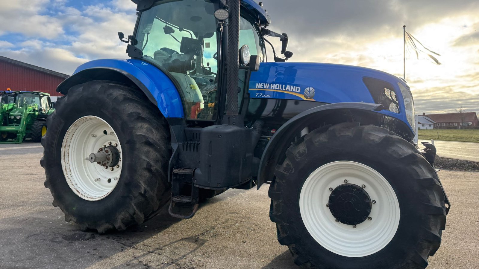 Traktor типа New Holland T7.220 KUN 4500 TIMER!, Gebrauchtmaschine в Nørager (Фотография 7)