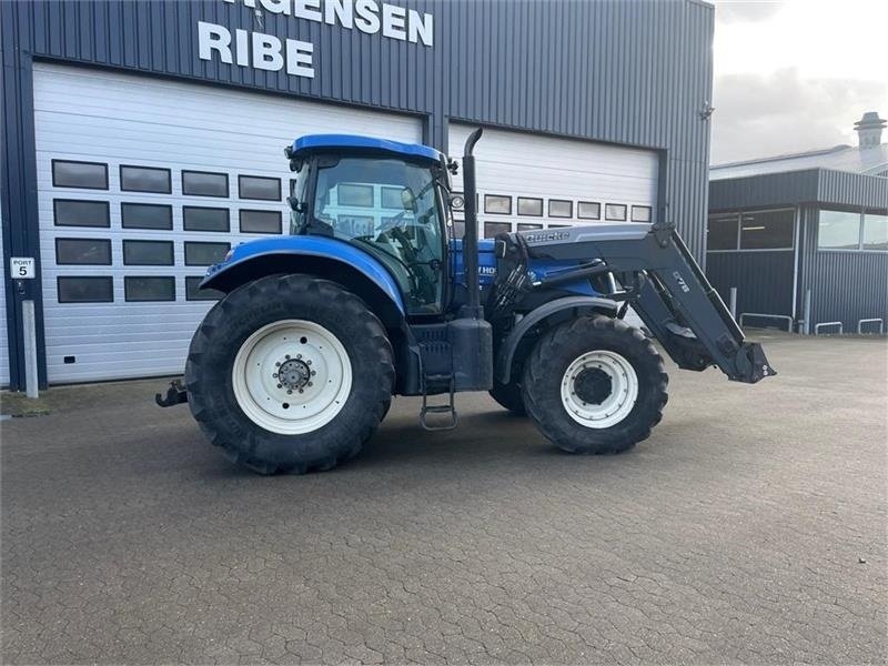 Traktor of the type New Holland T7.220 Med Alø Frontlæsser, Gebrauchtmaschine in Ribe (Picture 9)