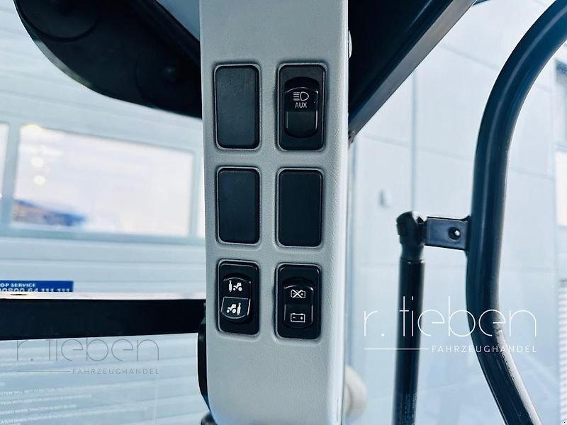 Traktor of the type New Holland T7.220 PC PowerCommand / T7.250 - T7.260, Gebrauchtmaschine in Haren (Picture 14)