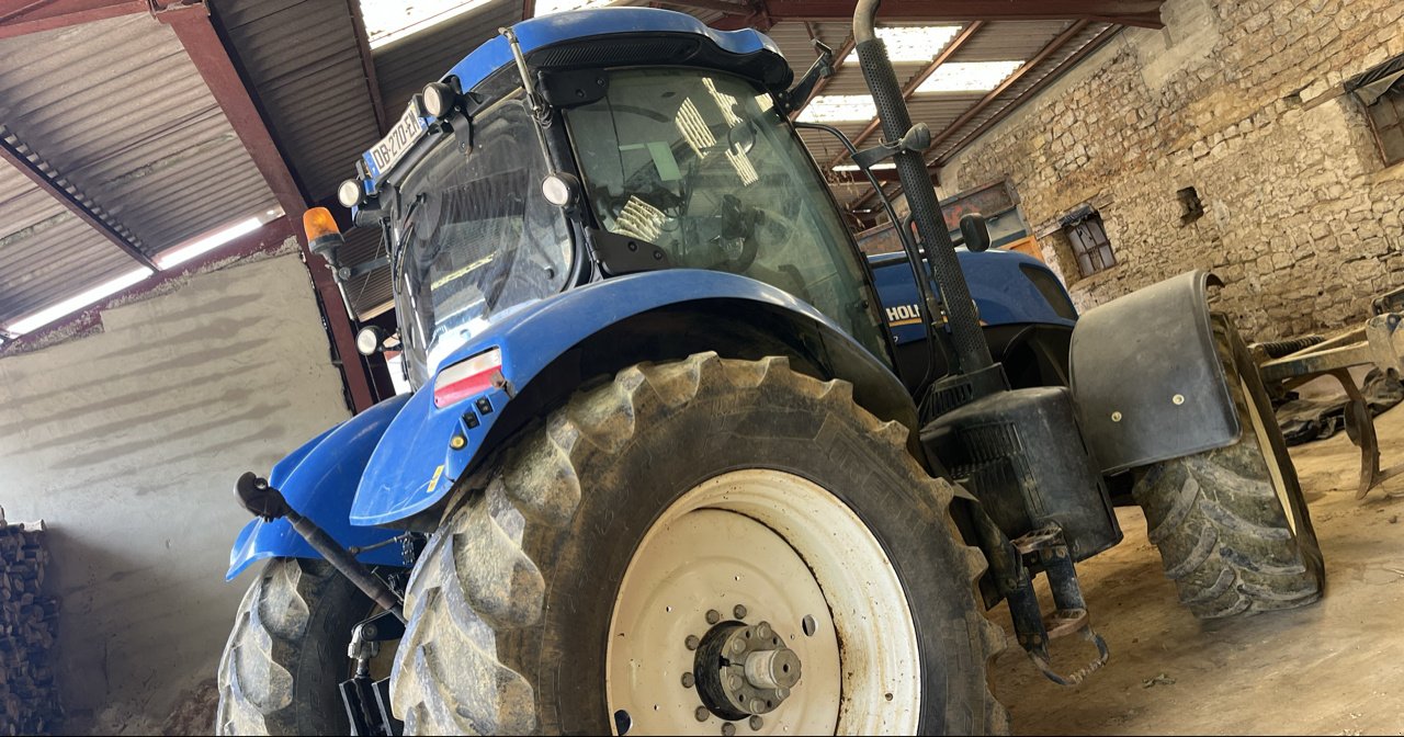 Traktor a típus New Holland T7.220 SW, Gebrauchtmaschine ekkor: Roches-sur-Marne (Kép 2)