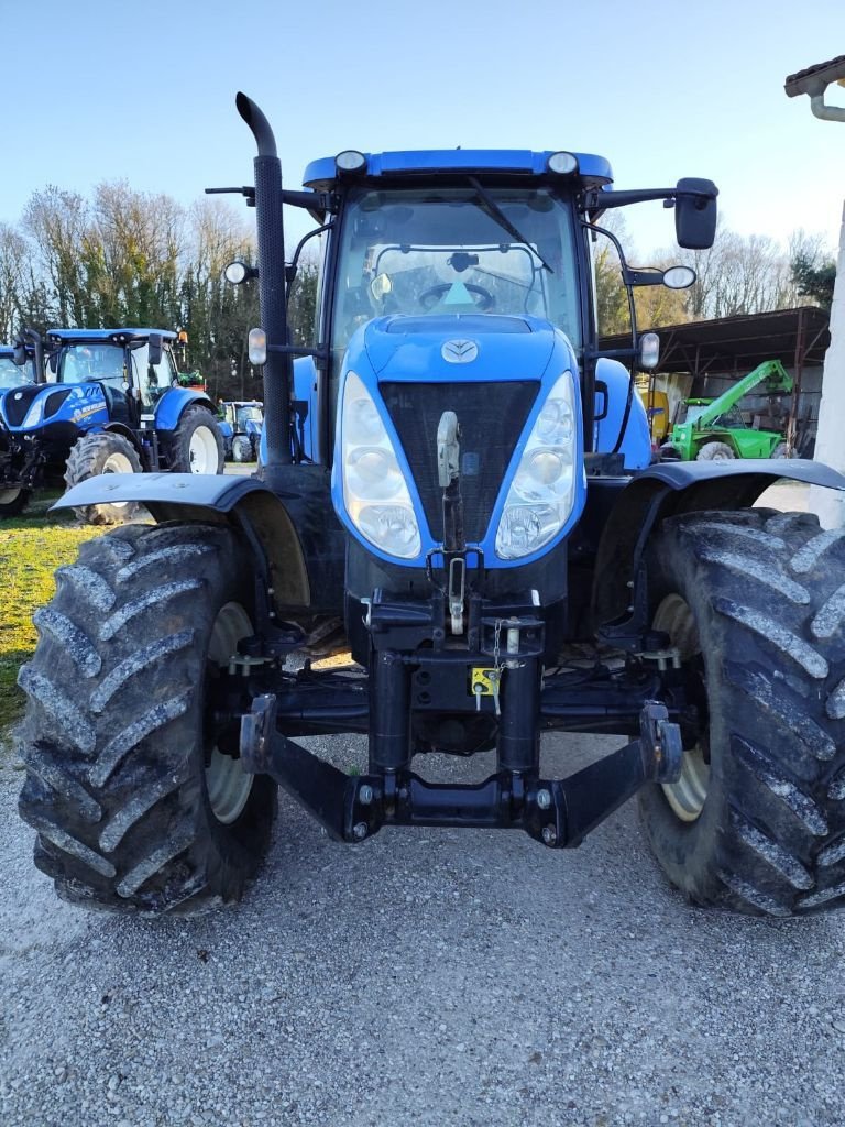 Traktor vrste New Holland T7.220 SW, Gebrauchtmaschine v Roches-sur-Marne (Slika 5)