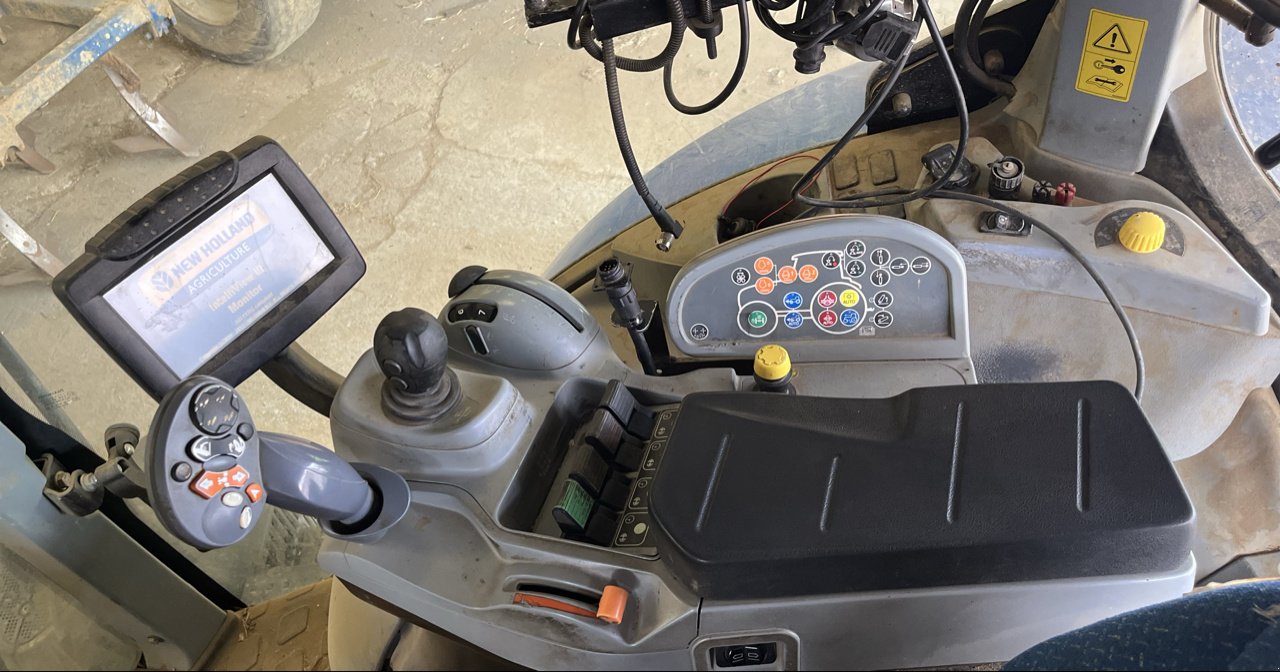 Traktor a típus New Holland T7.220 SW, Gebrauchtmaschine ekkor: Roches-sur-Marne (Kép 11)