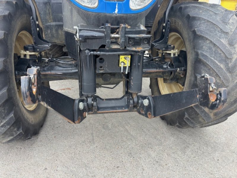 Traktor типа New Holland T7.220, Gebrauchtmaschine в VERDUN (Фотография 10)
