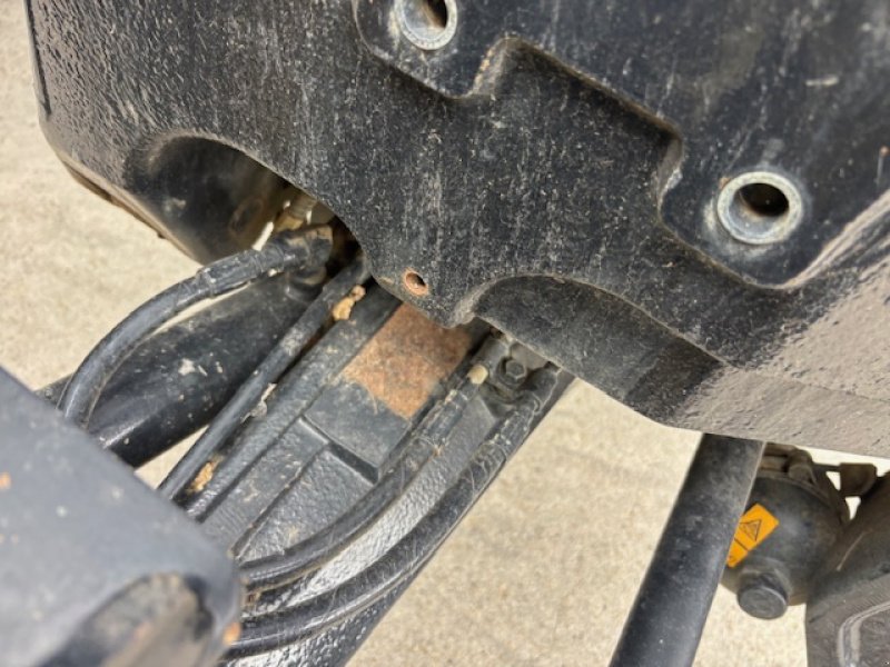 Traktor типа New Holland T7.220, Gebrauchtmaschine в VERDUN (Фотография 9)