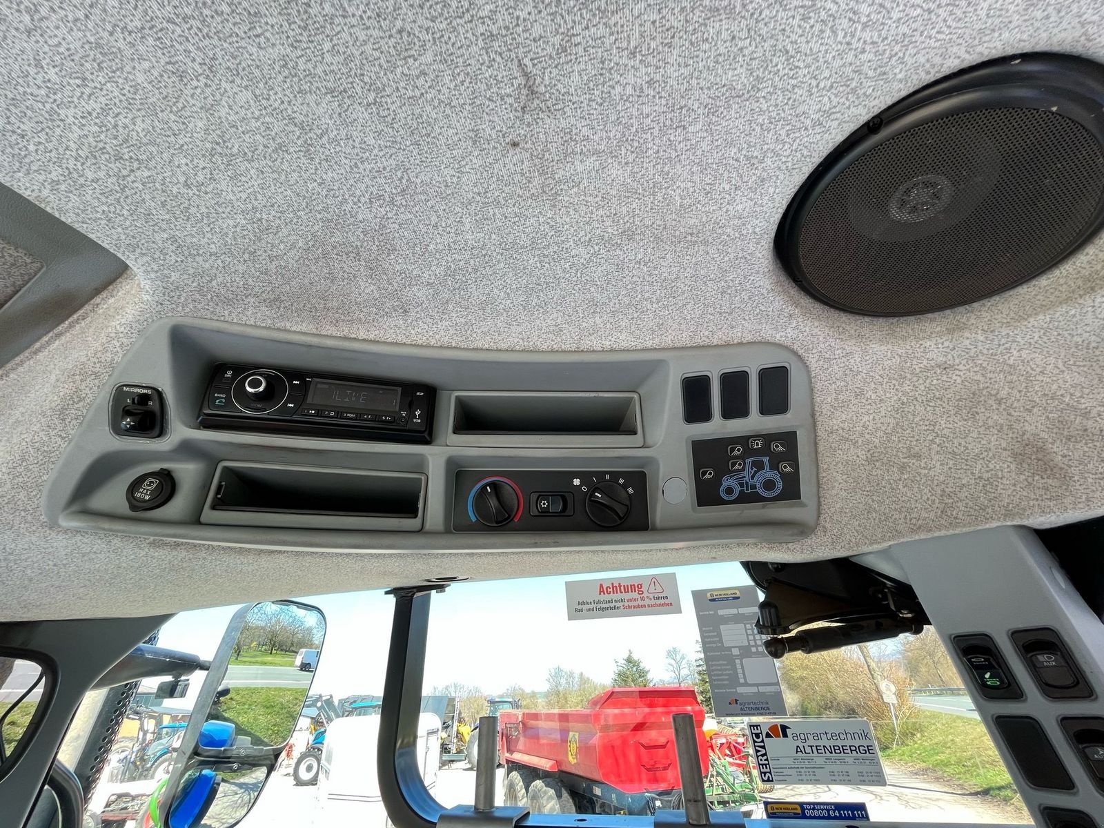 Traktor tipa New Holland T7.220, Gebrauchtmaschine u Nieheim Kreis Höxter (Slika 5)