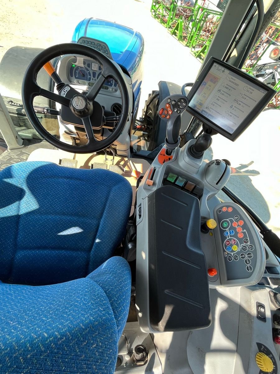 Traktor tipa New Holland T7.220, Gebrauchtmaschine u Nieheim Kreis Höxter (Slika 3)