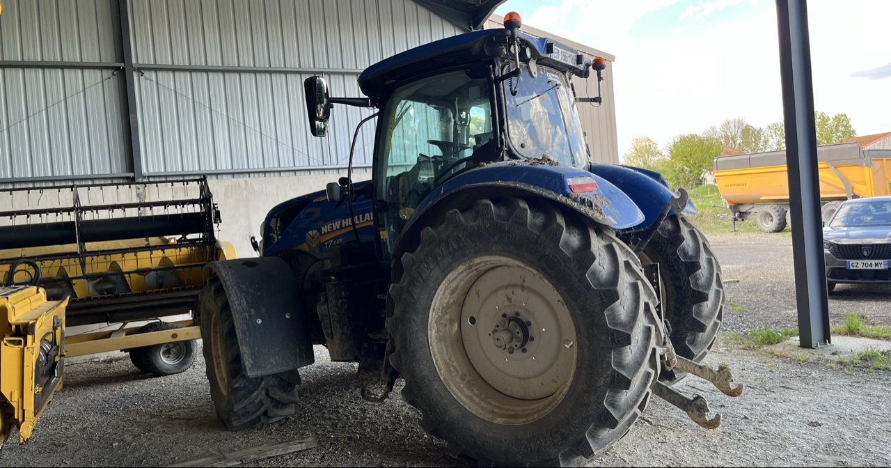 Traktor typu New Holland T7.225 AC    N°1, Gebrauchtmaschine v Brabant-le-Roi (Obrázek 4)