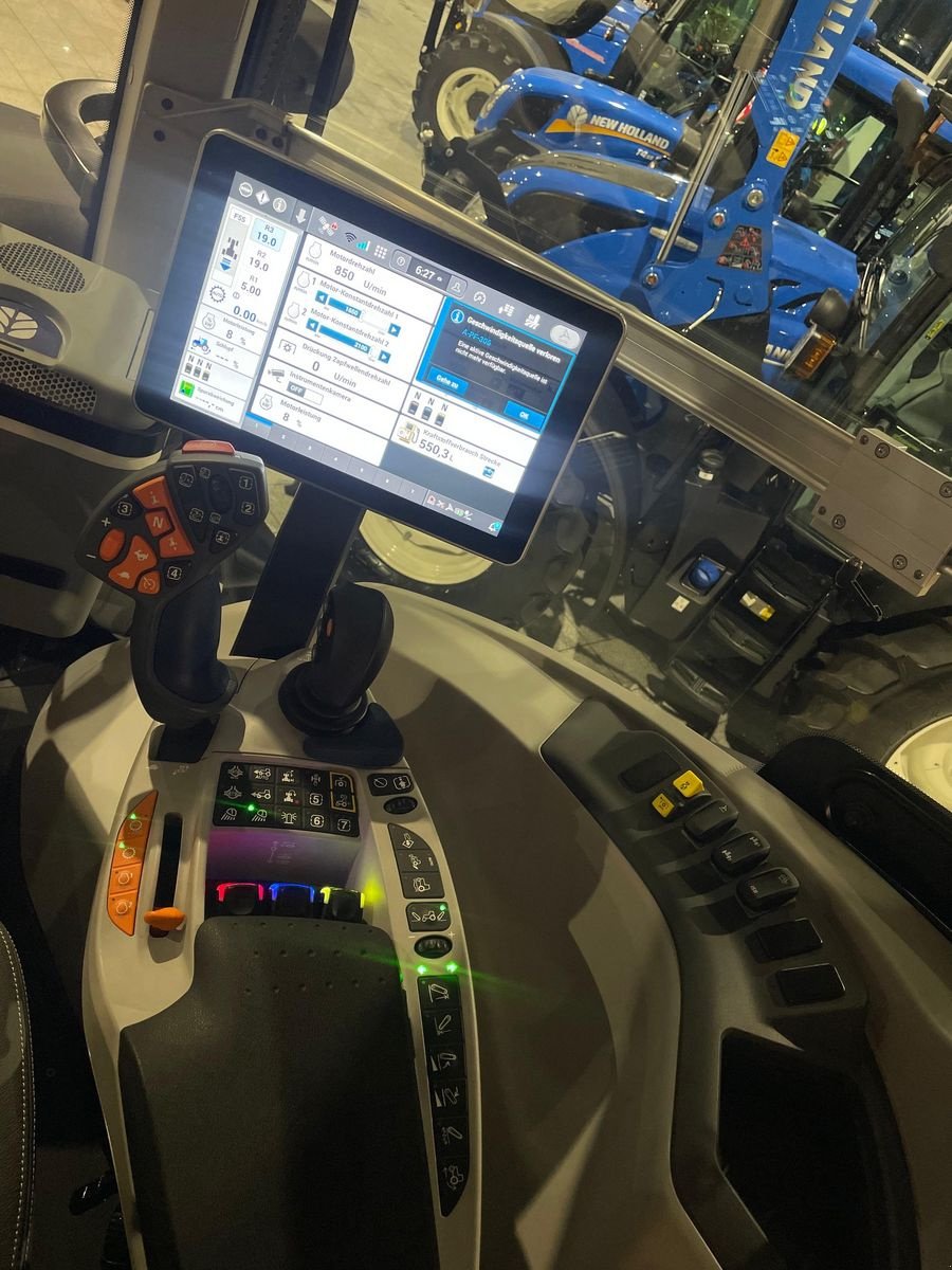 Traktor za tip New Holland T7.225 AC NEW, Neumaschine u Burgkirchen (Slika 10)