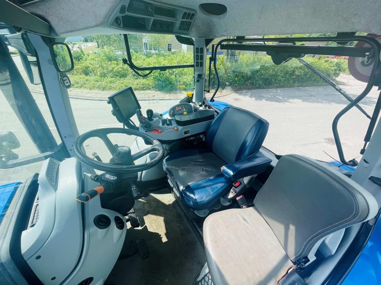 Traktor des Typs New Holland T7.225 AC, Gebrauchtmaschine in Middelfart (Bild 5)